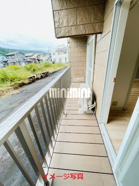 ����11