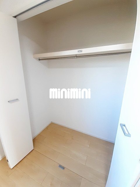 ����6