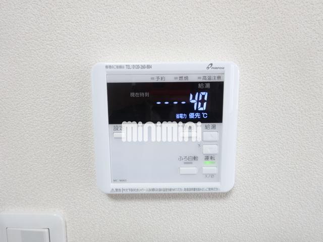 ����17