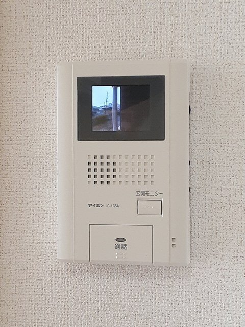 ����10