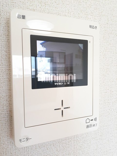 ����10