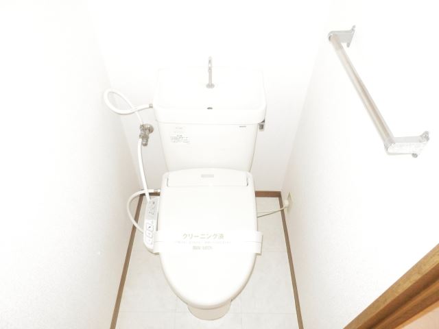����8