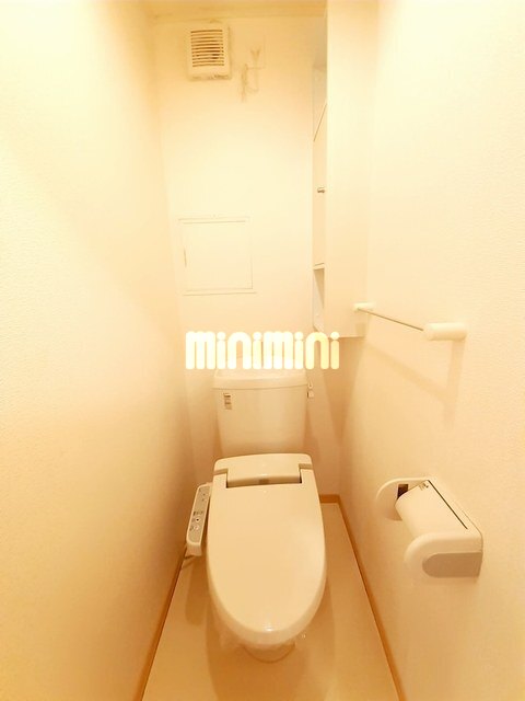 ����8