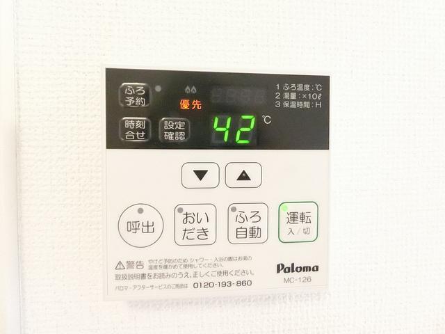 ����13
