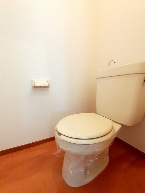 ����8