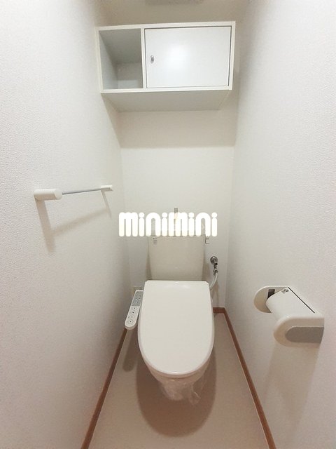 ����8