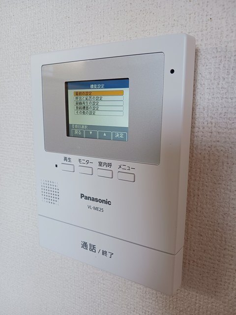 ����10