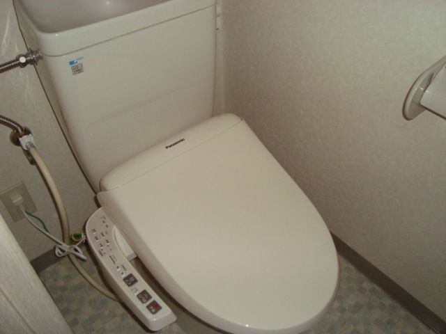 ����8