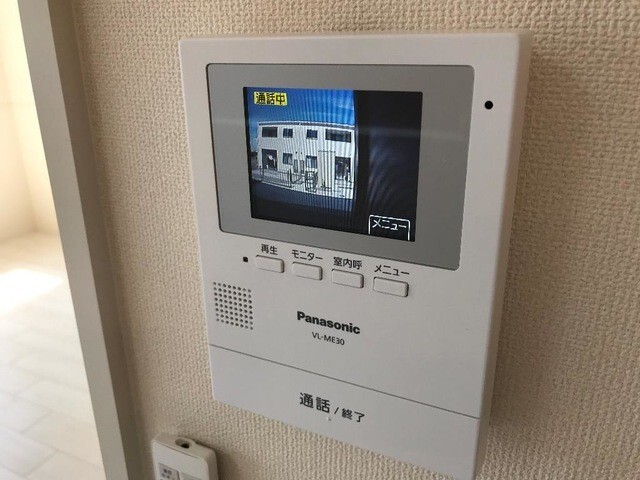 ����10