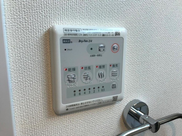 ����11