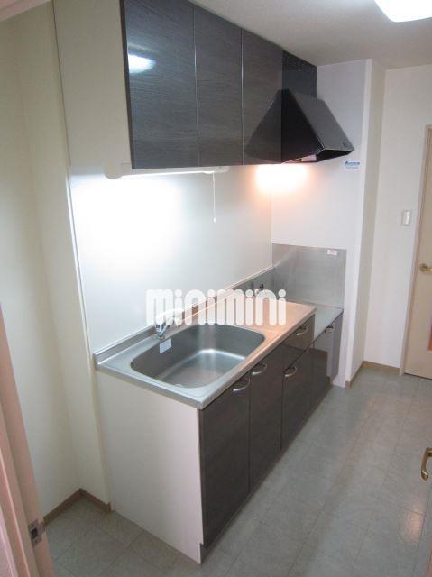 ����8