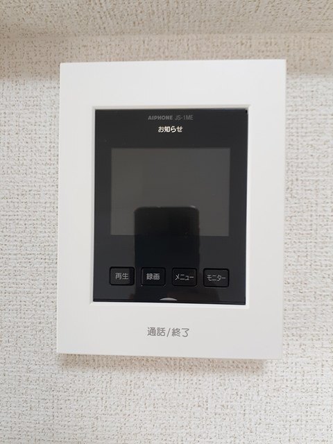 ����10