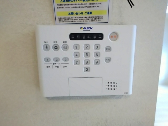 ����13