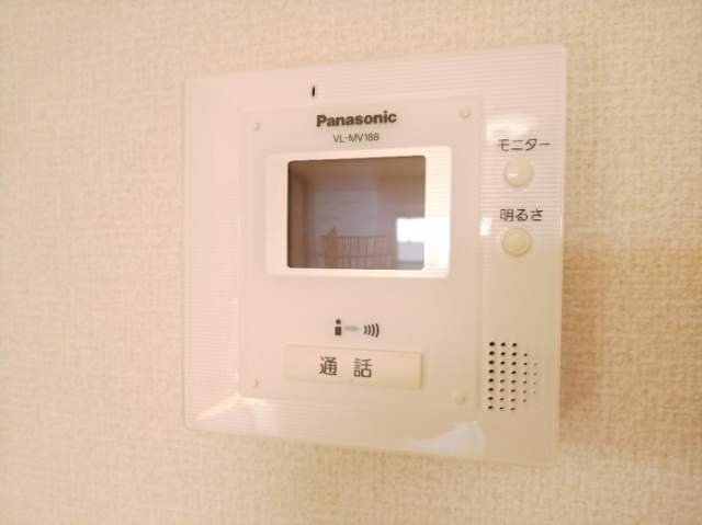 ����10