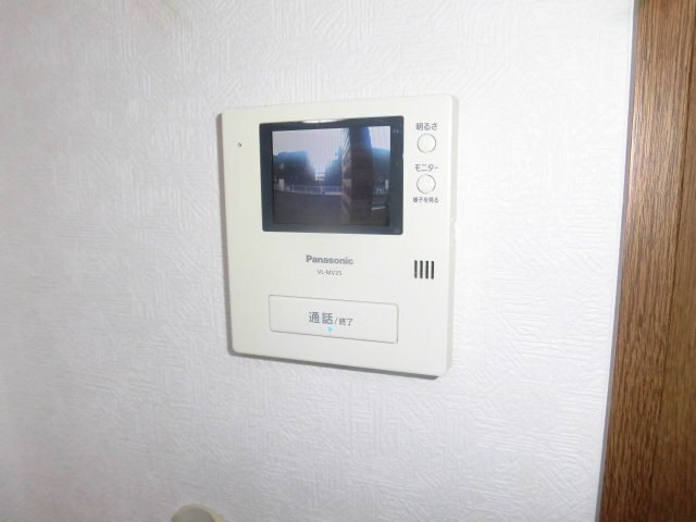 ����11