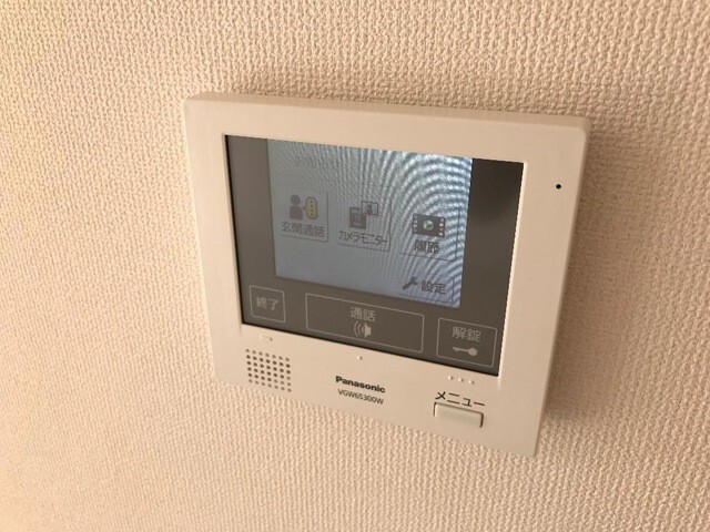 ����10