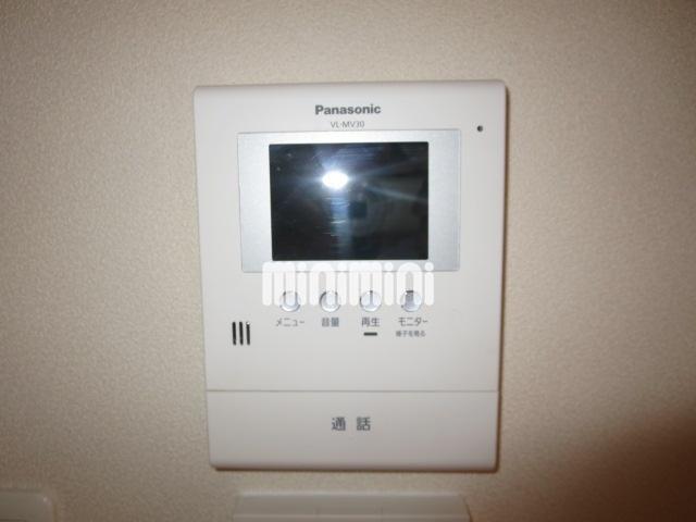����11