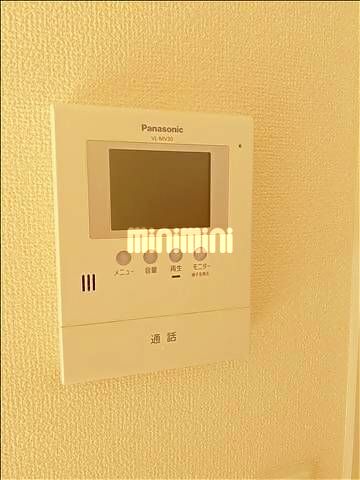 ����10