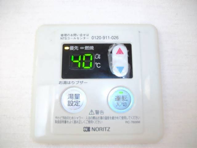 ����8