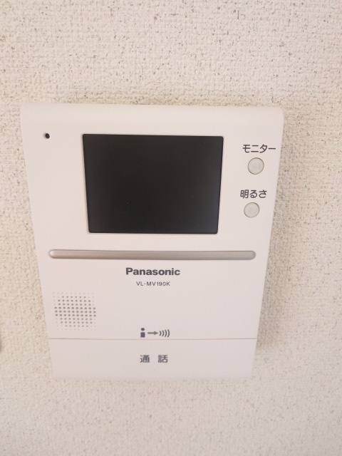 ����11