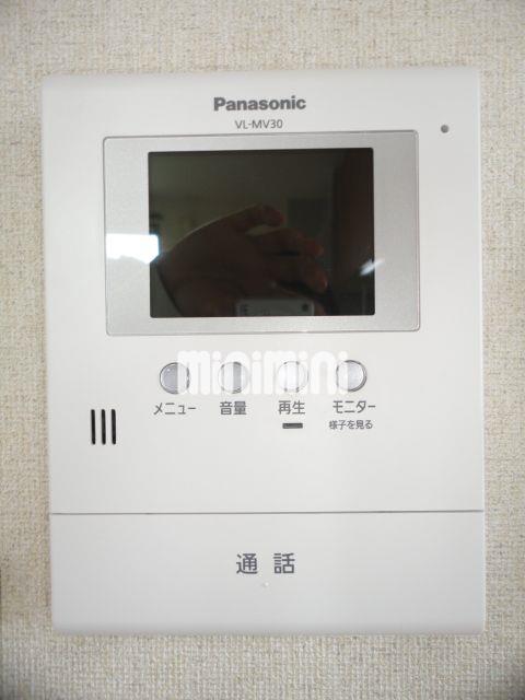 ����10