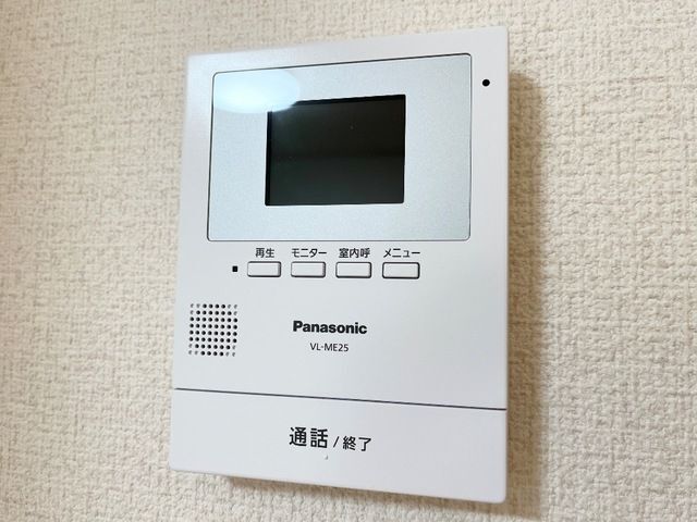 ����10