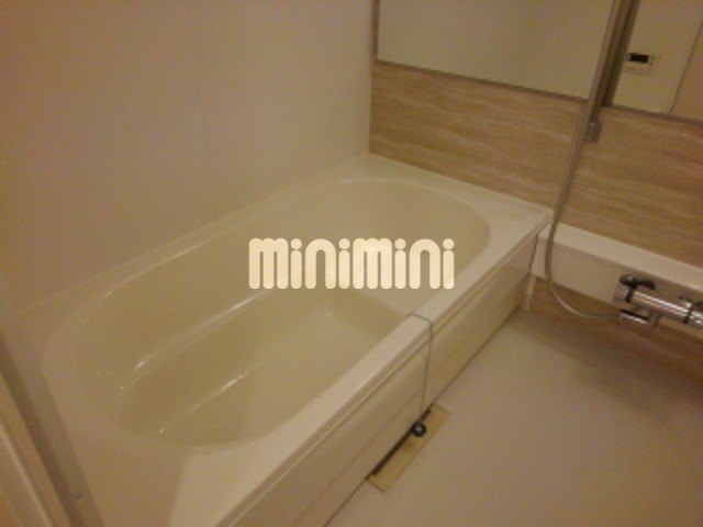 ����3
