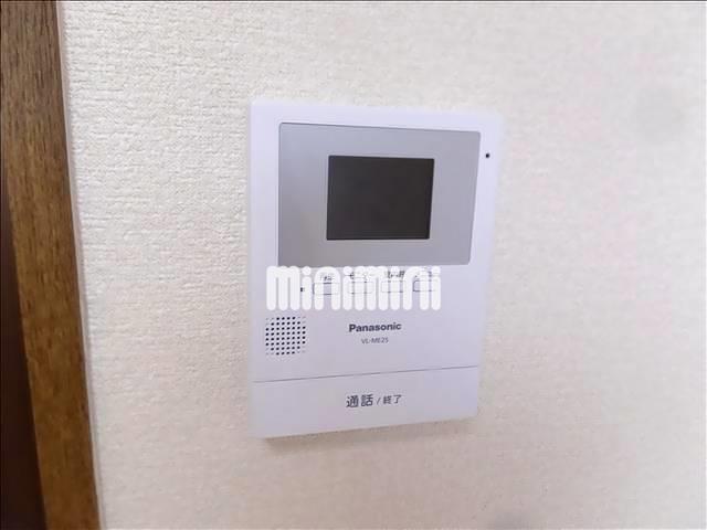 ����10