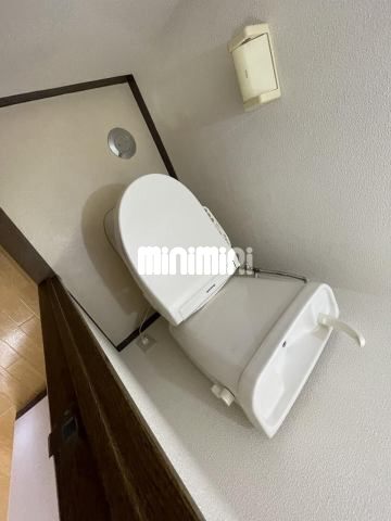 ����5