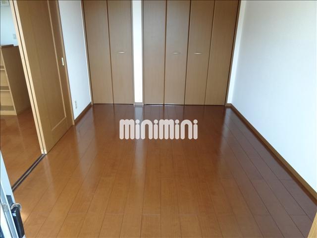 ����13