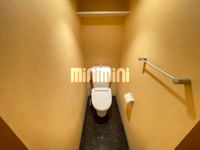 ����5