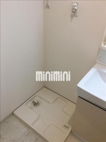 ����5