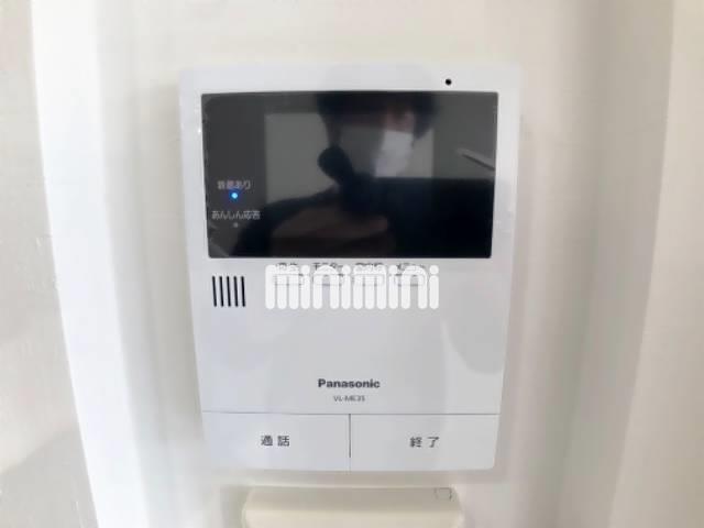 ����11