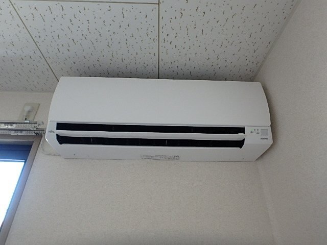 ����10