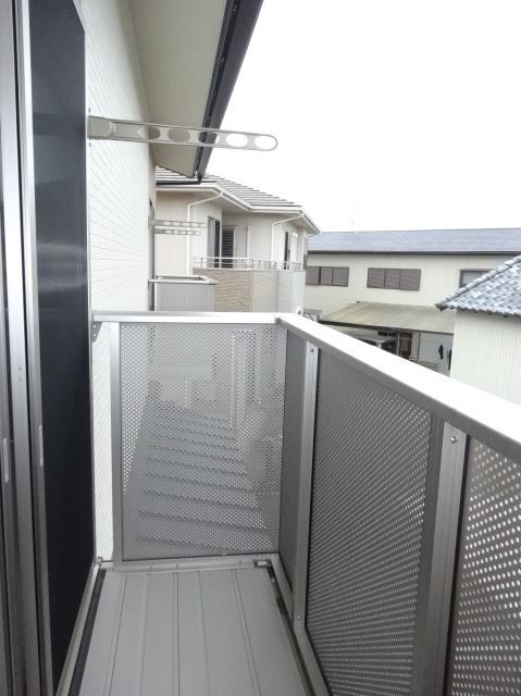 ����10