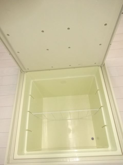 ����16