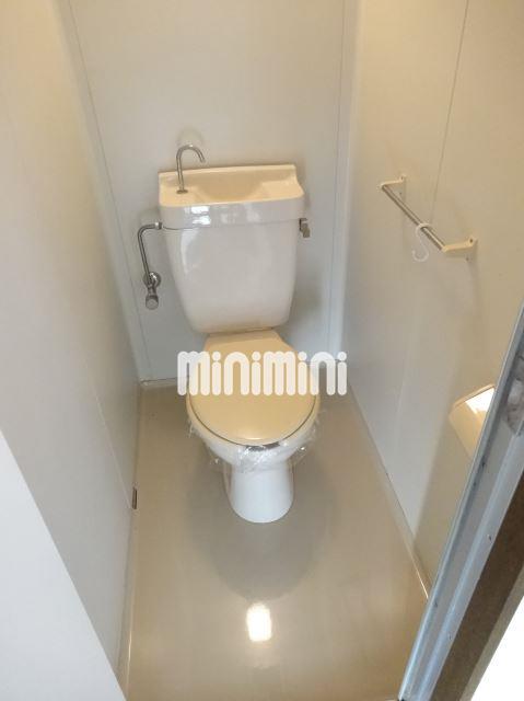 ����4