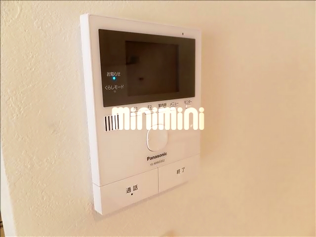 ����10