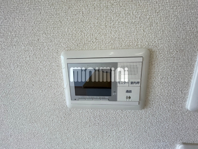 ����10