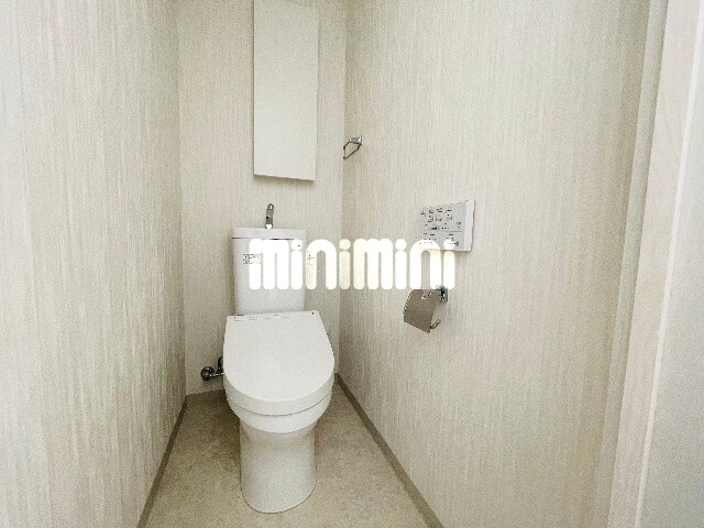 ����5
