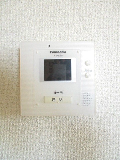����11