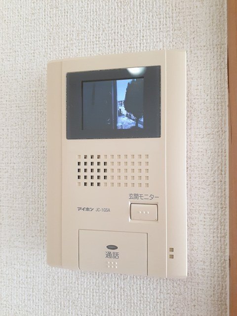 ����10