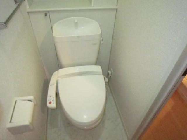 ����8