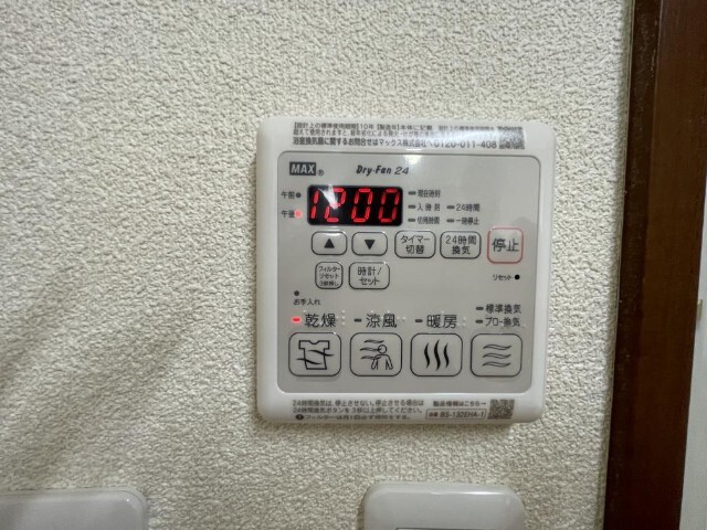 ����14