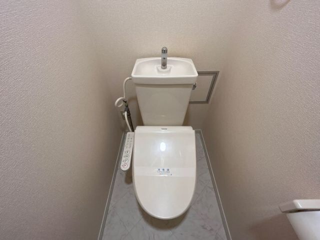 ����7