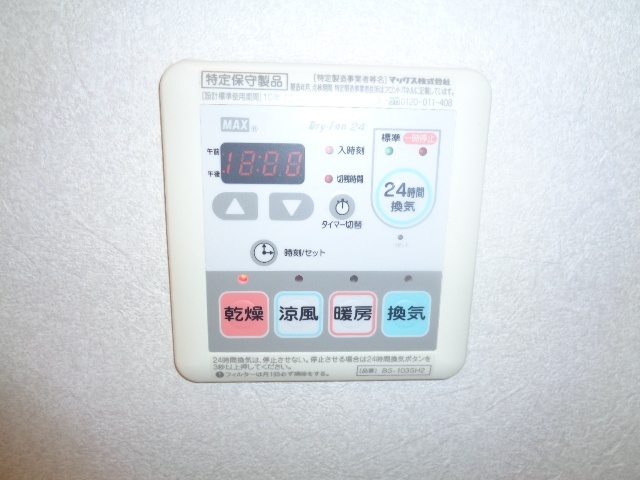 ����13