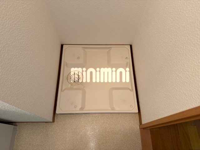 ����8