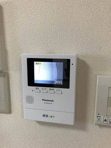 ����11