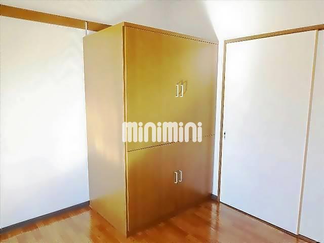 ����5