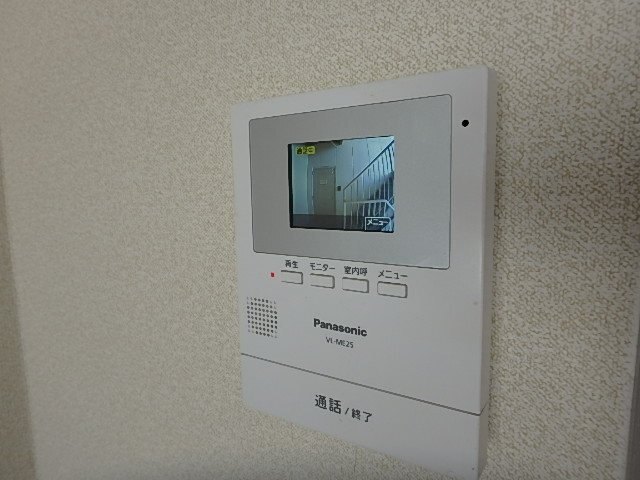 ����11